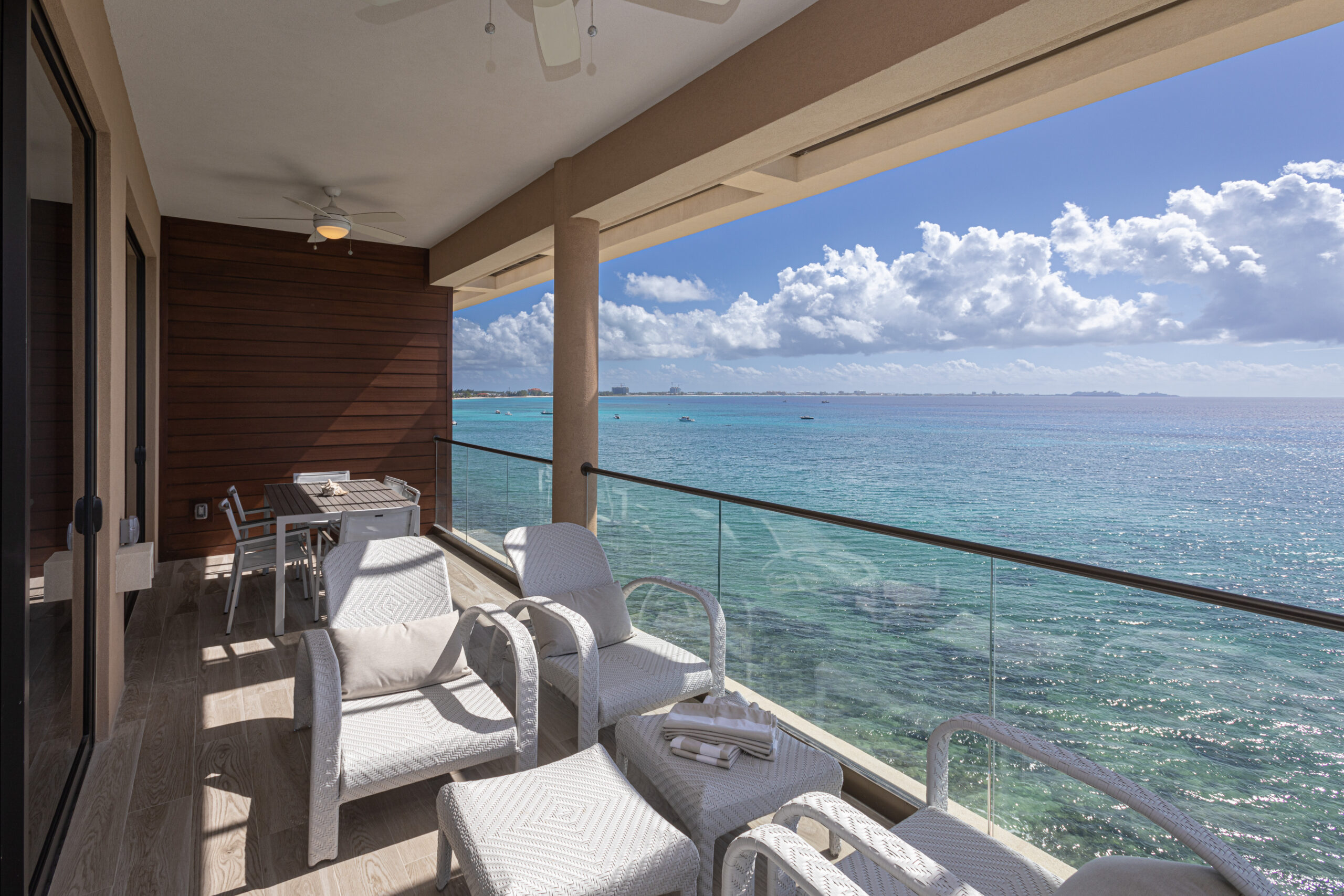 Sea Dreams Balcony in West Bay, Grand Cayman Sea Dreams Balcony in West Bay, Grand Cayman